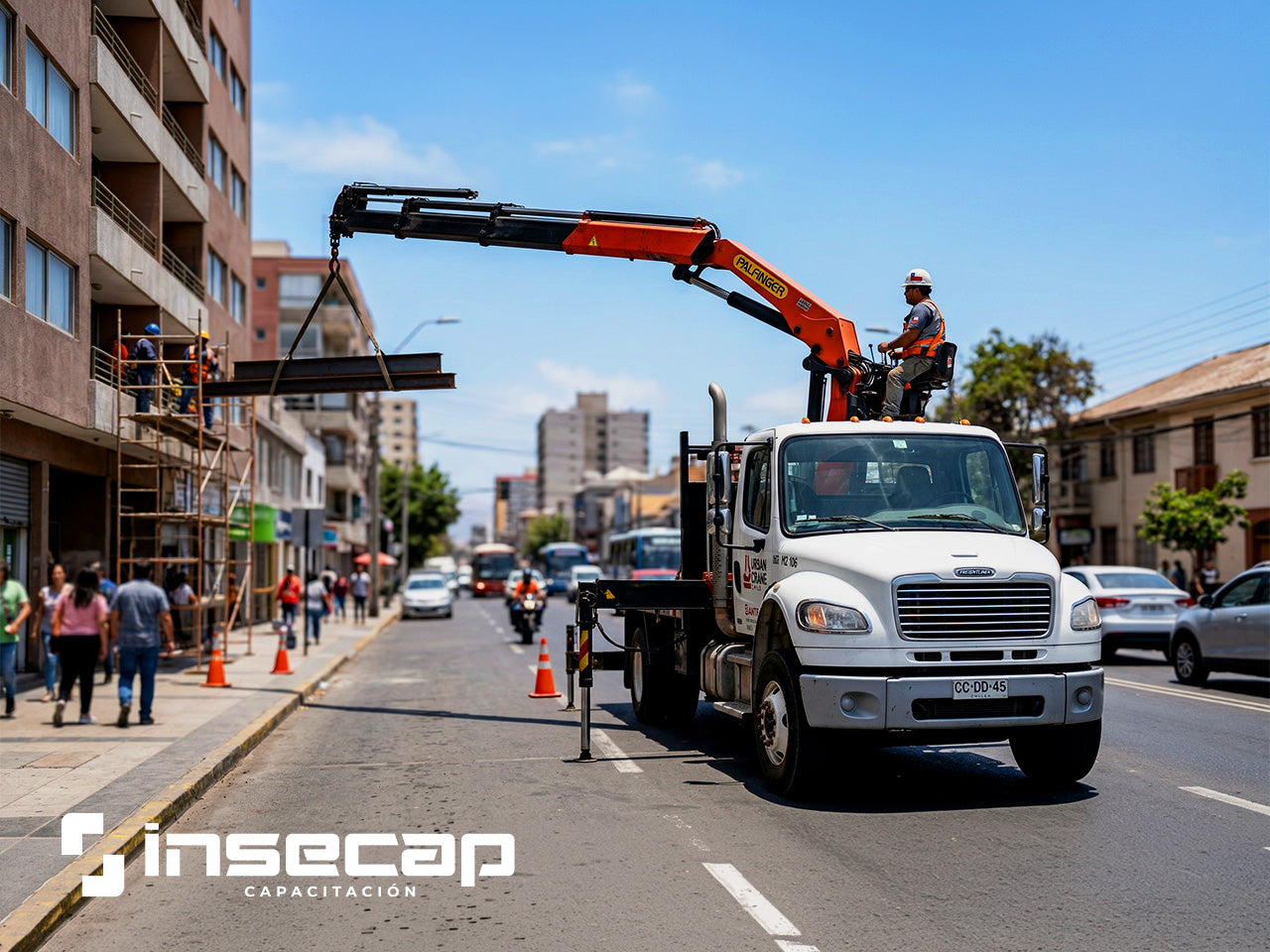 Operación de Camión Pluma - Freightliner M2 106, M2 106 EP04 - Mack GU813 / EUROS 5 - Volvo VM  330
