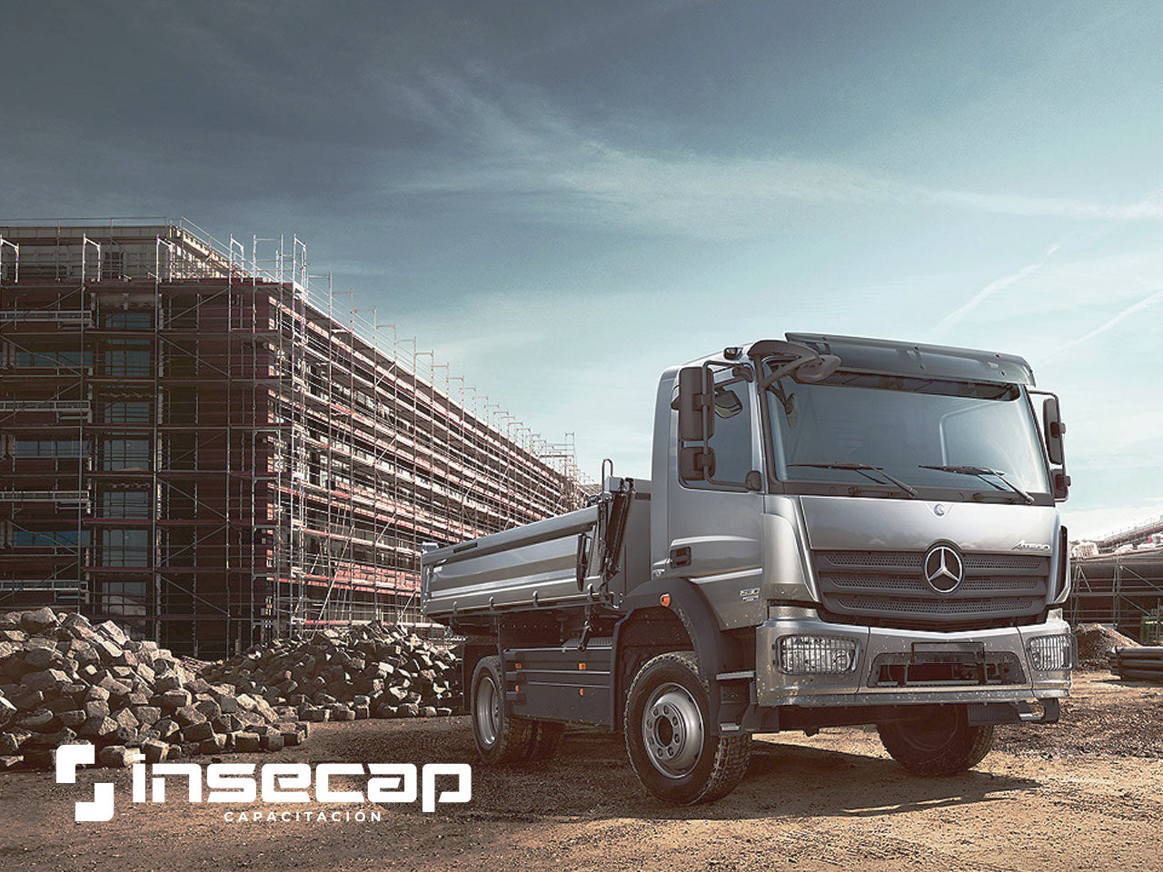 Operación de Camión Mercedes Modelos Atego - Arocs (8 Hrs)